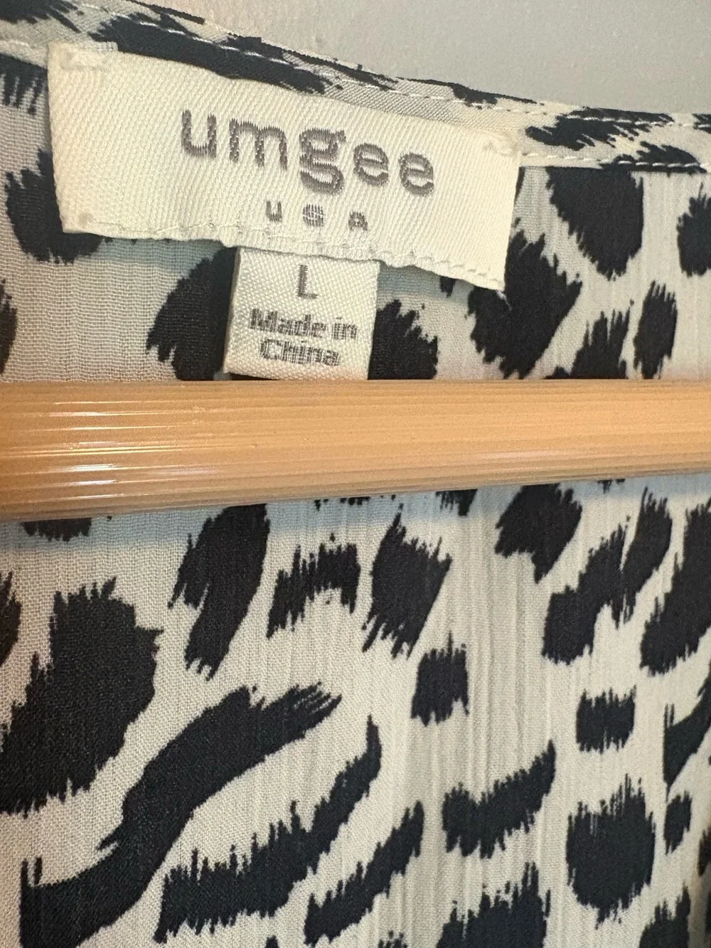 Umgee Leopard Print Romper - Picture 5 of 7